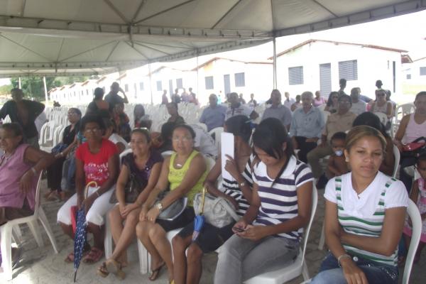 Prefeitura realiza entrega de casas do Residencial Jos&eacute; Pereira.(Imagem:FlorianoNews)