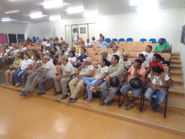 Agentes de Saúde e de Endemias realizarão paralisação dia 10 em Floriano