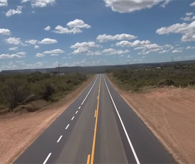 Alargamento da BR-135 chega a 70km na região Sul do Piauí
