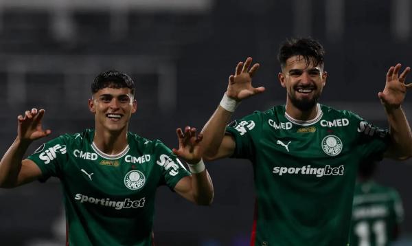 Libertadores: Palmeiras vence Sporting Cristal e assume ponta de grupo