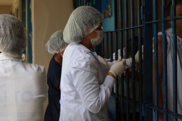 Secretaria da Justiça inicia vacinação contra Covid nas unidades prisionais