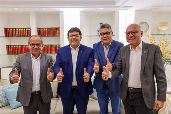 Rafael Fonteles tem reunião com Franzé Silva e líderes de bancadas do MDB e PT