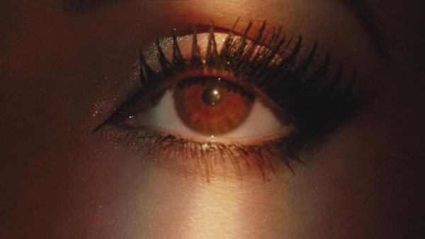 Sandy anuncia o in&eacute;dito single 