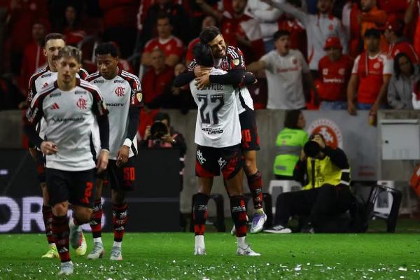 Flamengo cresce na hora certa, avança às quartas e se afirma favorito ao título na Libertadores