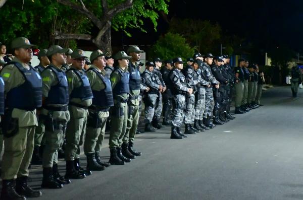 Câmara Municipal de Floriano homenageia 3ºBPM com entrega de Moção de Aplauso.(Imagem:CMF)