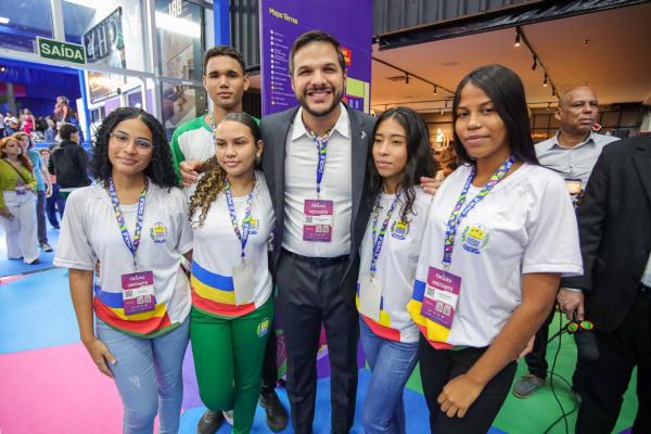 Estudantes da rede p&uacute;blica do Piau&iacute; levam solu&ccedil;&otilde;es tecnol&oacute;gicas para feira NEON 2025(Imagem:Let&iacute;cia Santos)