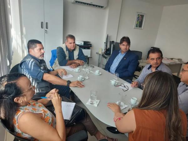 Piauí pede ao Ministério da Saúde vacina contra Covid para crianças; vacinação está suspensa sem dos