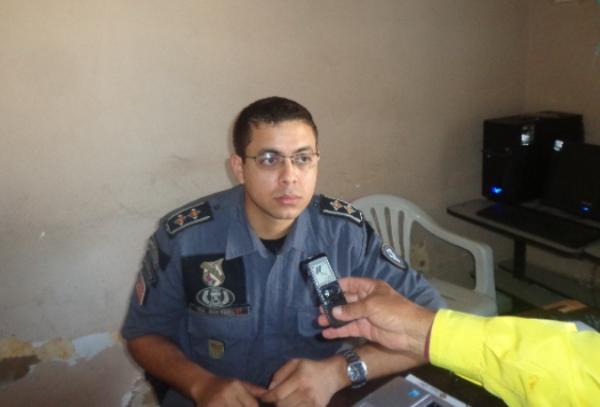 Tenente Igor Vieira, Comandante do 2&ordm; Pelot&atilde;o PM de Bar&atilde;o de Graja&uacute;.(Imagem:FlorianoNews)
