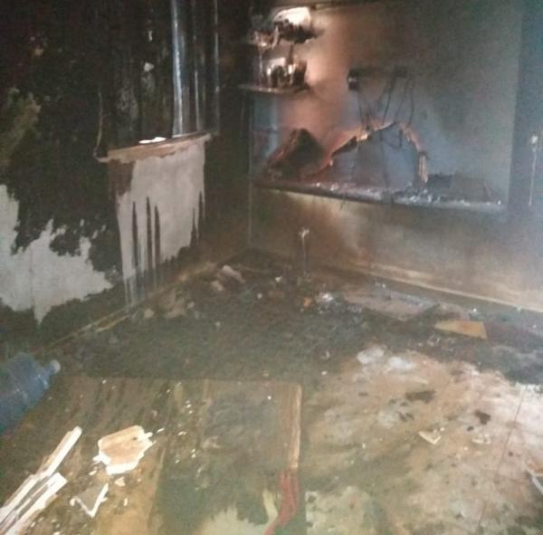 Garoto de 8 anos salva mãe e irmão de 4 anos de incêndio no Sul do Piauí