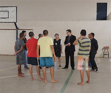 Promotor constata condições precárias em abrigos de adolescentes infratores