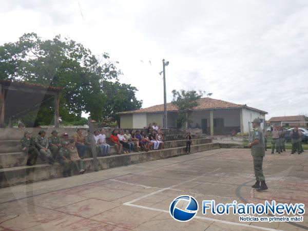 Caf&eacute; da manh&atilde; marca a comemora&ccedil;&atilde;o do Dia da Mulher no 3&ordm; BPM.(Imagem:FlorianoNews)