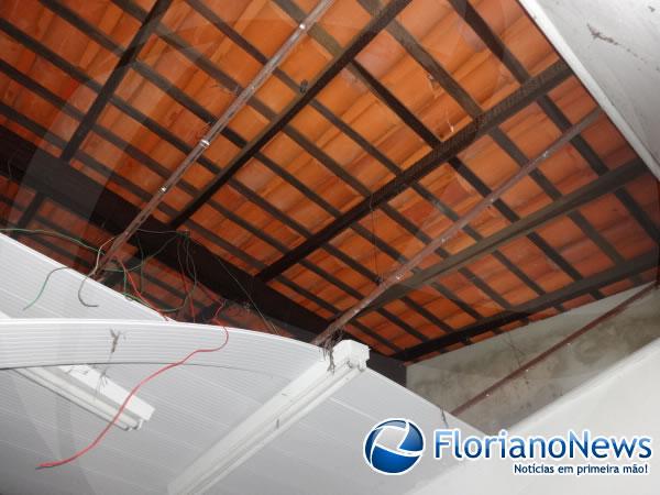 Matadouro P&uacute;blico de Floriano sofre arrombamento e tem fia&ccedil;&atilde;o furtada.(Imagem:FlorianoNews)
