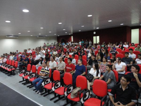Audit&oacute;rio da UFPI(Imagem:Floriano News)