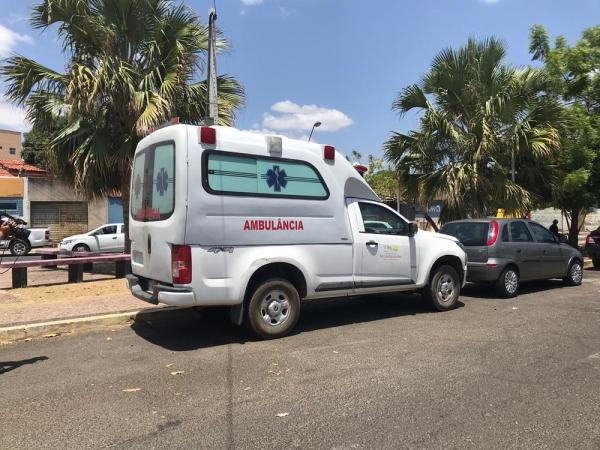 Ambulância de prefeitura do Piauí é apreendida com placa adulterada e sem licenciamento