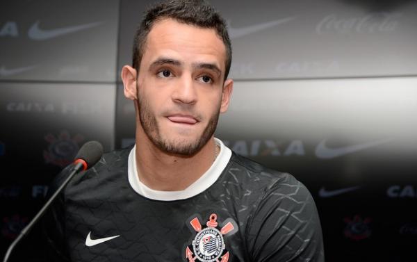 Renato Augusto, em sua apresenta&ccedil;&atilde;o no CT Joaquim Grava.(Imagem:Mauro Horita / Ag. Estado)
