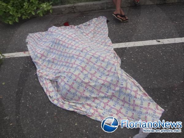 Grave acidente entre moto e carro deixa v&iacute;tima fatal na PI-140.(Imagem:FlorianoNews)