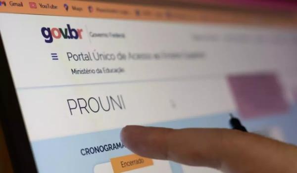 Prouni 2026: edital do 1º semestre é divulgado; confira as datas