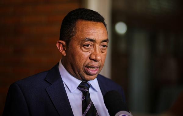 Joel transferirá domicílio eleitoral para Teresina e descarta tese de "prefeito itinerante"