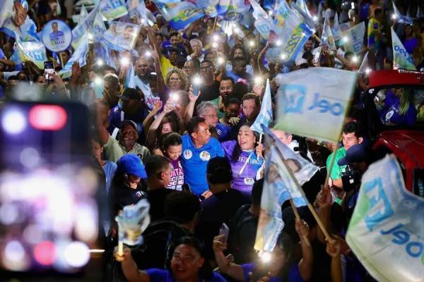 Joel Rodrigues reúne cerca de 15 mil pessoas em caminhada histórica em Floriano